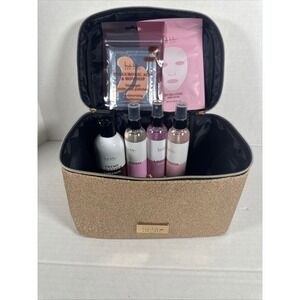 Nicole Miller New York Spa Day Cosmetic Bag Rosewater Lavender‎ Set